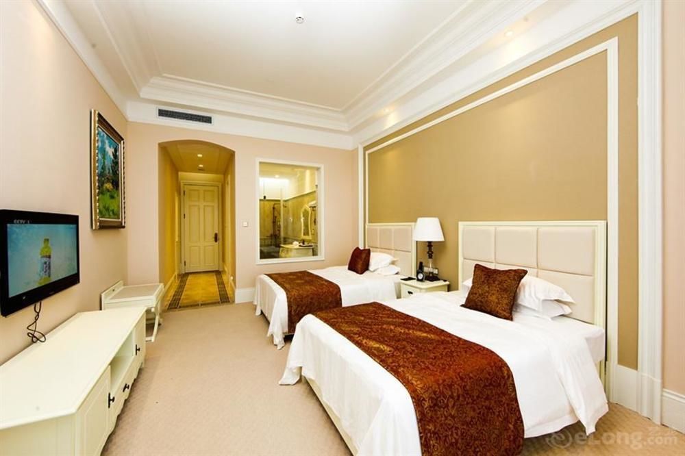 Blue Sky Hotel Yantai Dış mekan fotoğraf